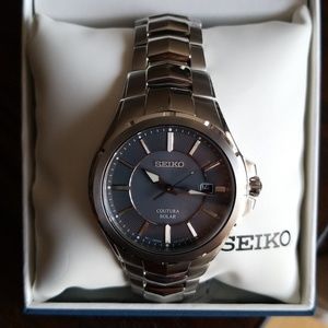 Seiko coutura solar